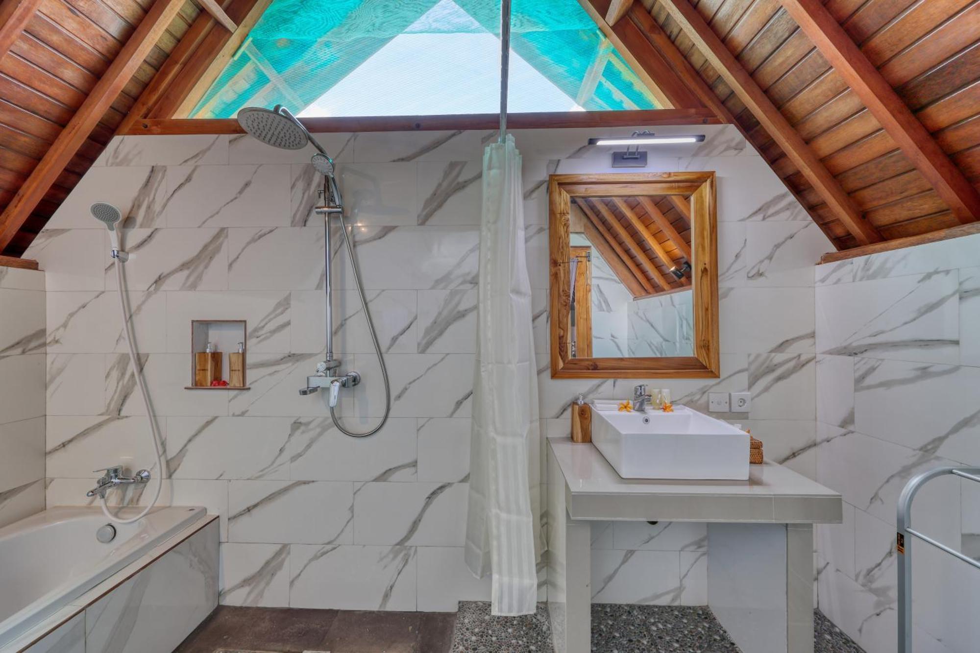 Ng Sweet Home Batumadeg 部屋 写真